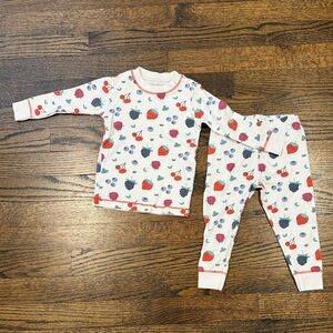 NWOT Noomie Berries and Cherries Matching Pajama Set 18-24 Months